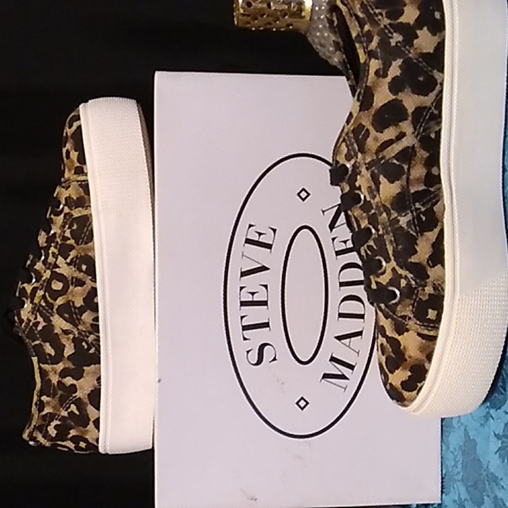 Steve Madden Leopard Platform Sneakers